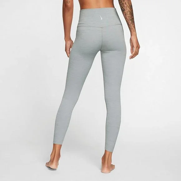 Nike Yoga Luxe High Waisted 7/8 Cropped Infinalon Leggings - Picture 3 of 8